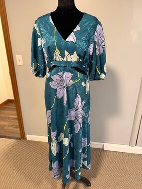 Floral Cutout Midi Dress Size M Teal NWOT